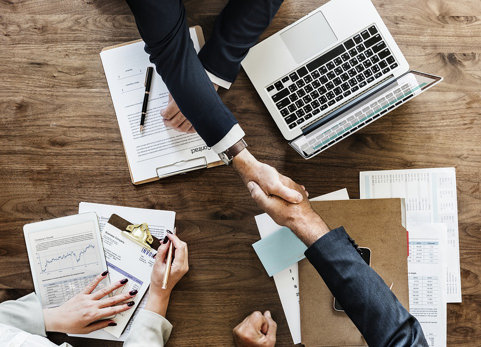 Tips for Choosing the Right Staffing Agency